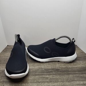 Oofos Oomg Sport Women’s Size 11 Athletic Shoes Black White